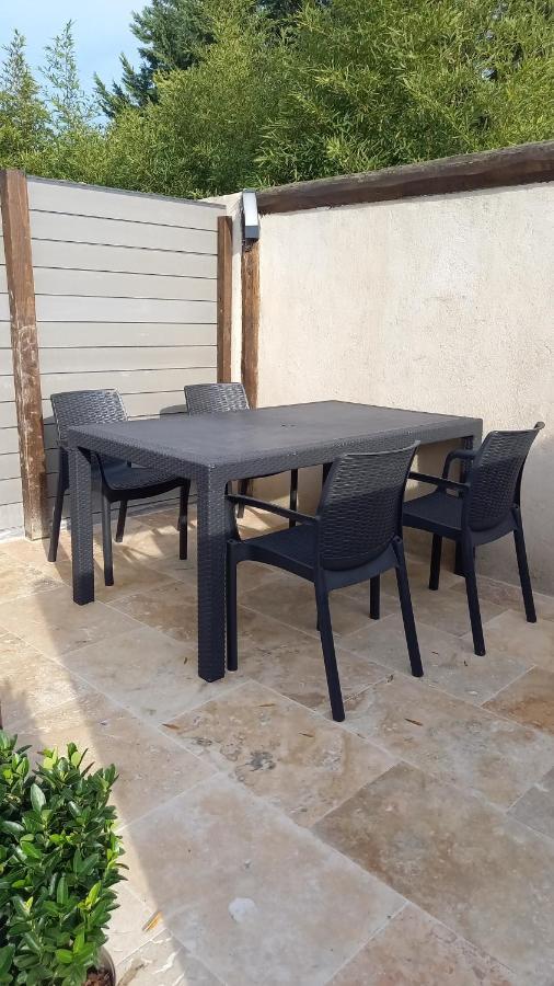 appartement T2 refait à neuf Arles Exterior foto